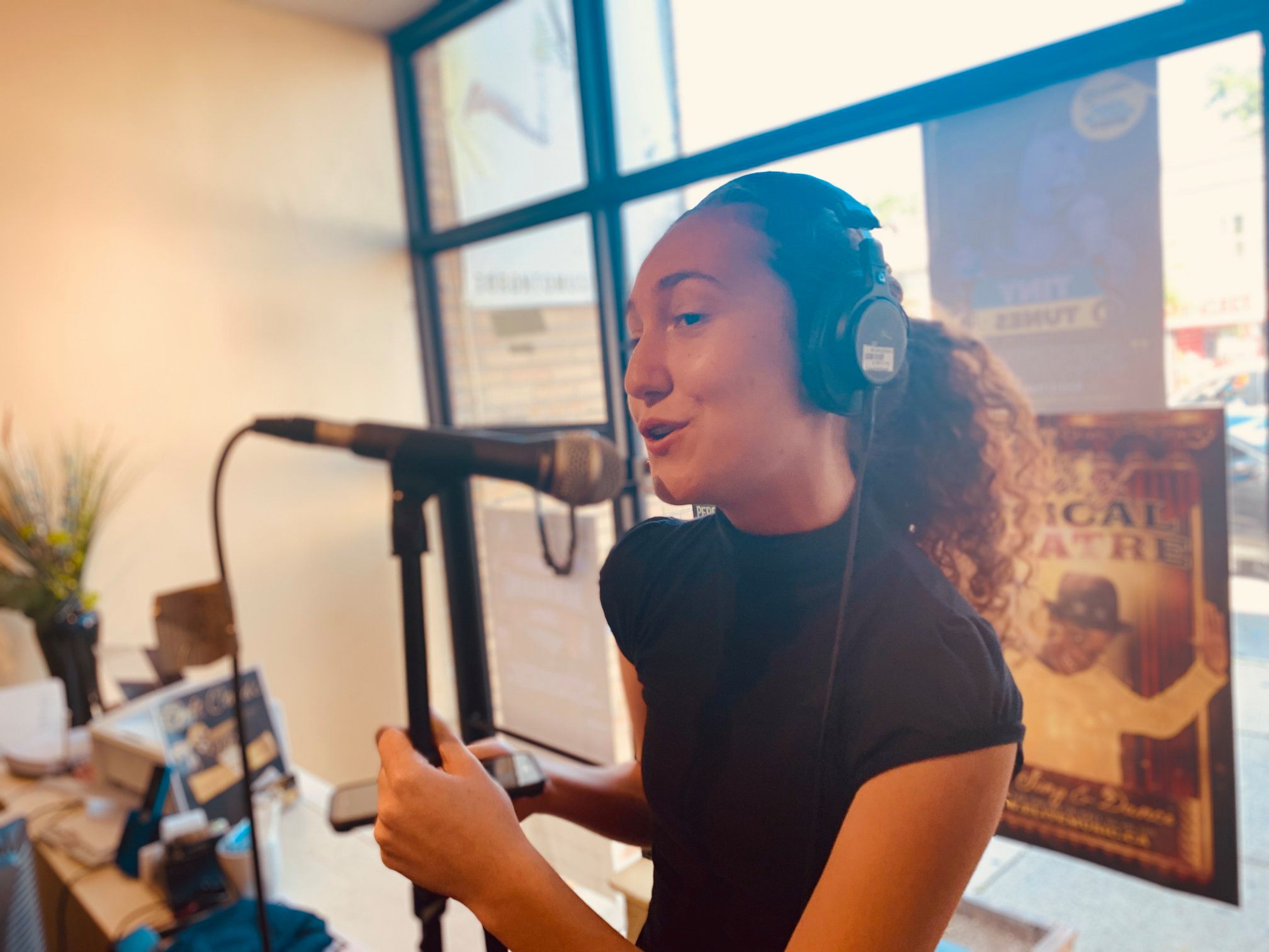 Student Taking Voice Lessons in Toronto at Elite Music Academy