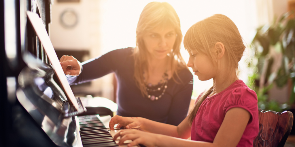 piano lessons in toronto at teacher studio